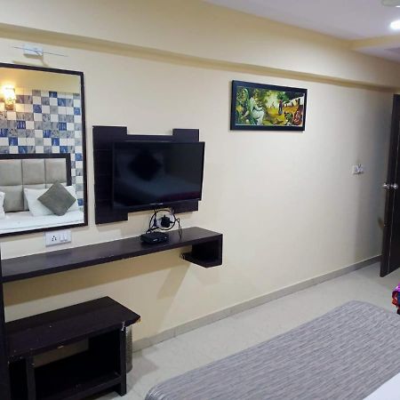 Hotel Dream Inn Ahmadábád Kültér fotó