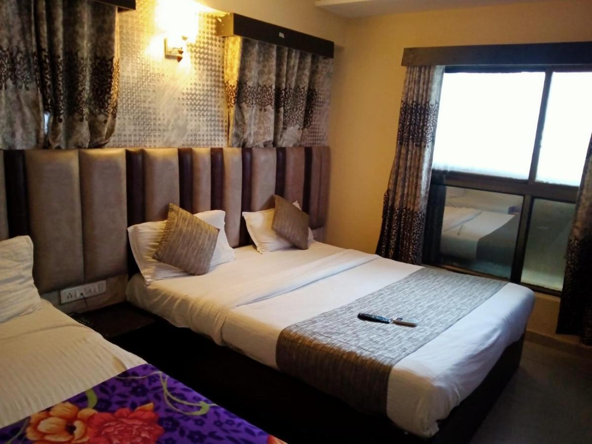 Hotel Dream Inn Ahmadábád Kültér fotó